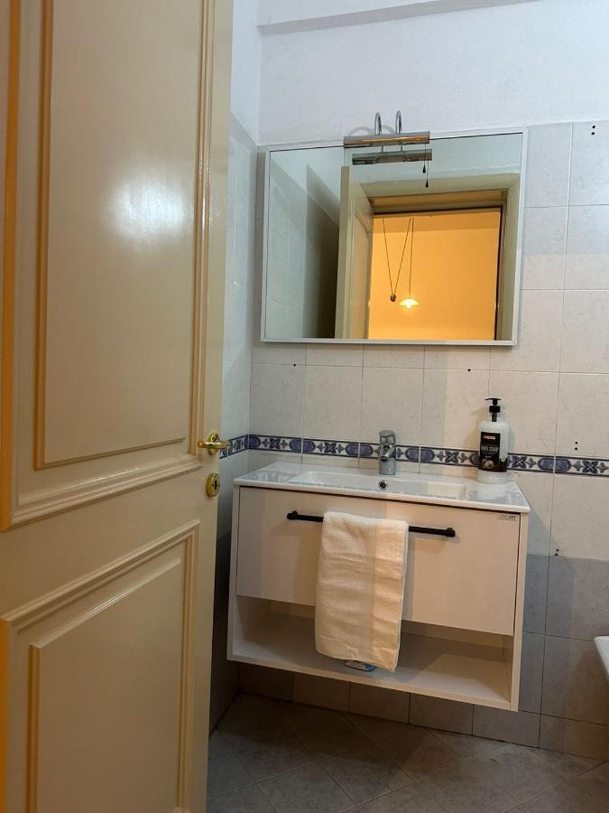 City Center Shkodra B&B Esterno foto