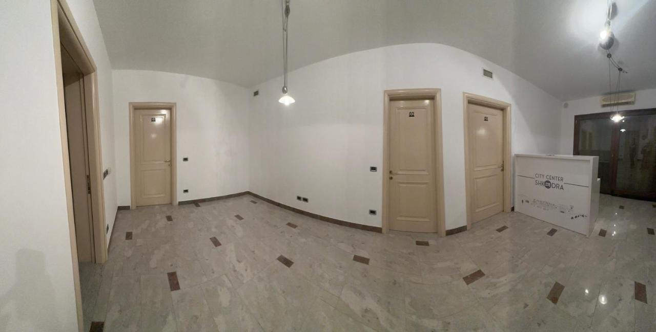 City Center Shkodra B&B Esterno foto